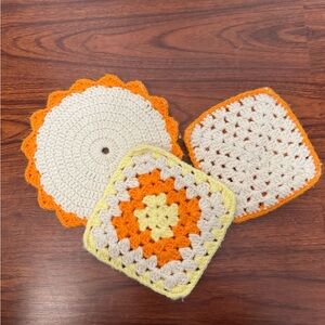 Vintage crochet potholders